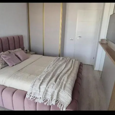 Apartament Sara Mamaia Nord Năvodari